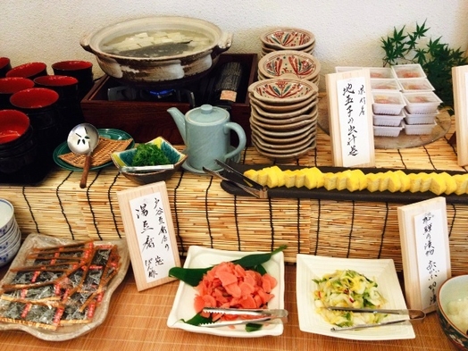 日本三名泉を満喫！１泊朝食付プラン♪地産食材の朝食バイキング